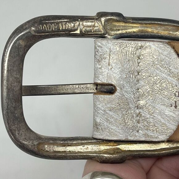 STREETS AHEAD VINTAGE GOLD WHITE METALLIC BELT - Picture 4 of 5